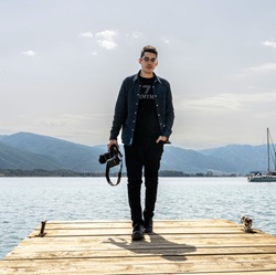 Light And Motion  profile