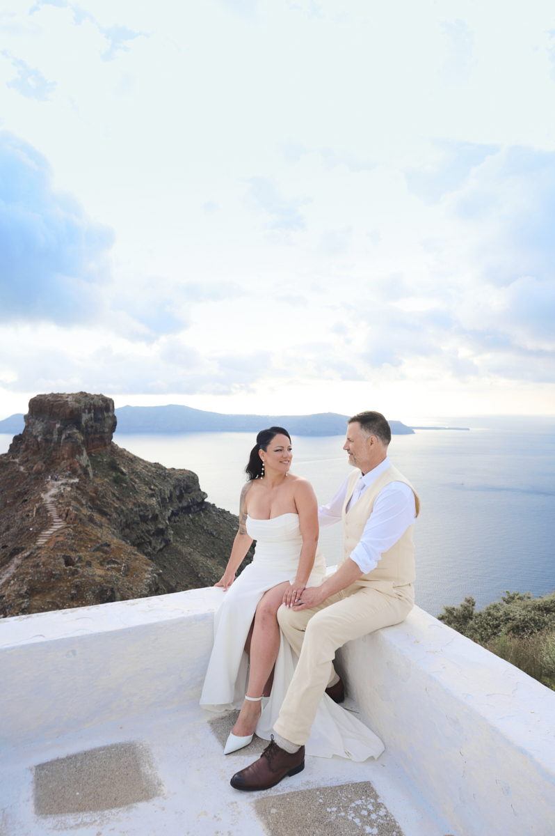 Daniel & Melissa - Σαντορίνη : Real Wedding by Ioanna Melissinou Photography