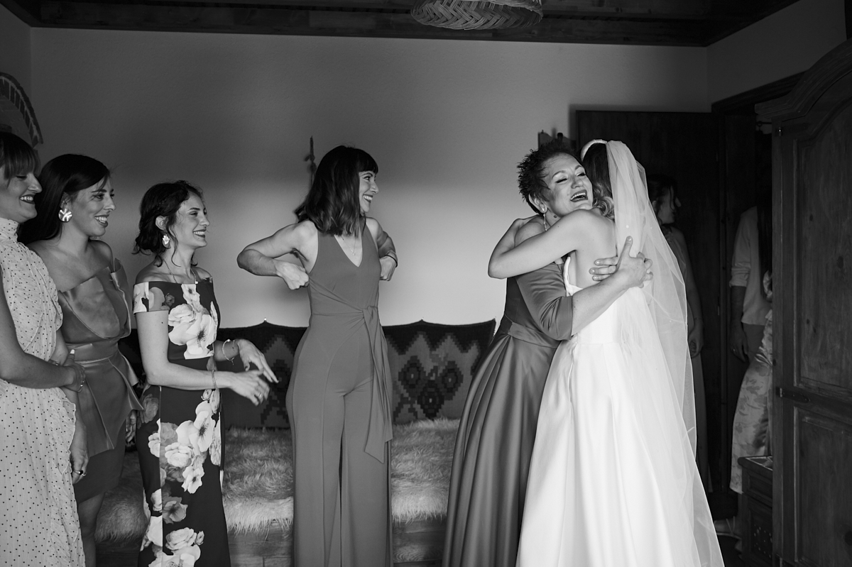 Ταξίαρχος & Έλενα - Pindos Resort, Kρανι : Real Wedding by Ioanna Melissinou Photography