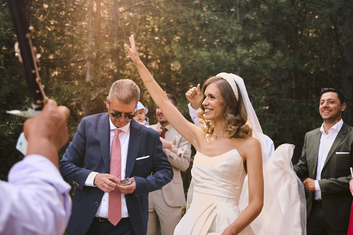 Ταξίαρχος & Έλενα - Pindos Resort, Kρανι : Real Wedding by Ioanna Melissinou Photography